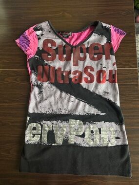 Custo Barcelona Pink and Black Graphic V-Neck Tee